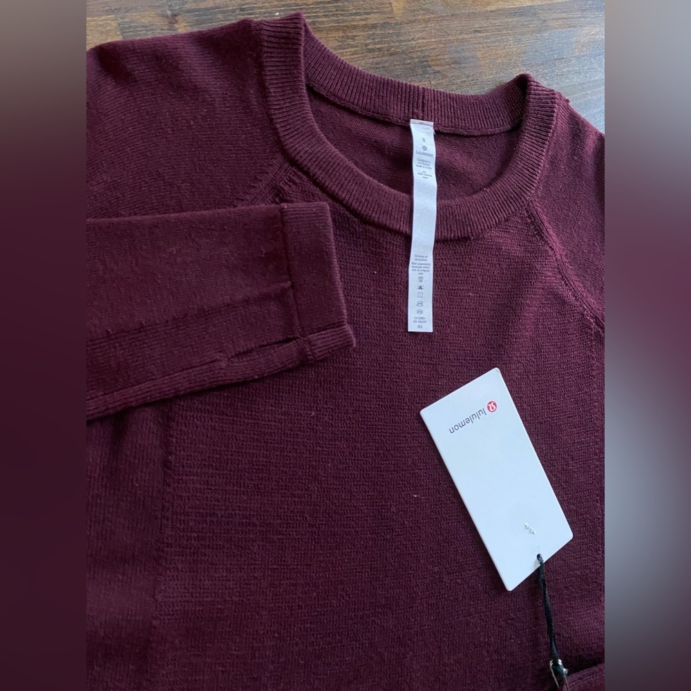 Lululemon Sit in Lotus Sweater Merino Wool Knit Stretch Womens 8 Red Maroon NWT - Picture 1 of 10